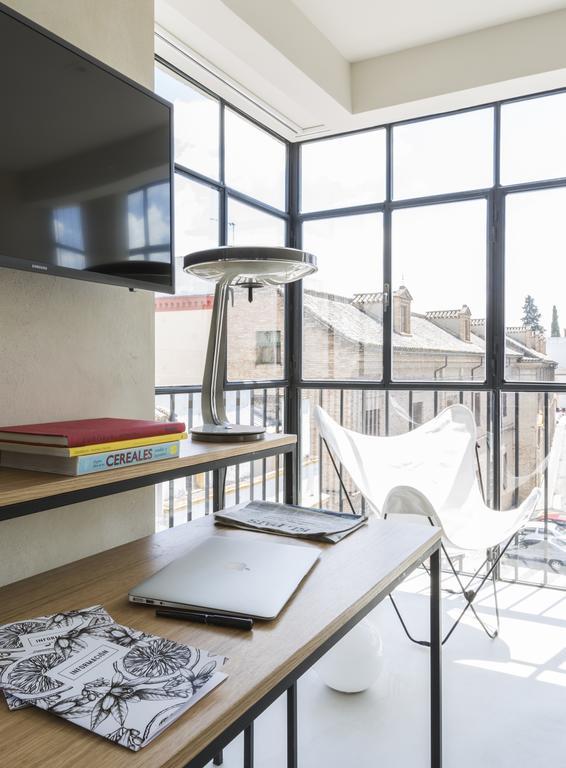 Thesuites Sevilla Εξωτερικό φωτογραφία